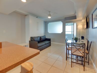 Miami Beach Condo 907743
