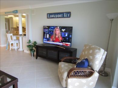 Longboat Key Gulf Front Two Bedrooms Vacation Condo Sleeps 4