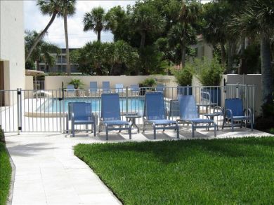 Longboat Key Gulf Front Two Bedrooms Vacation Condo Sleeps 4