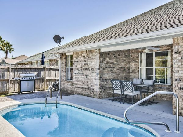 4 Bedroom Rental Home in Miramar Beach Sleeps 12 Guests