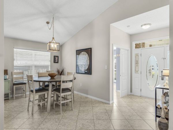 4 Bedroom Rental Home in Miramar Beach Sleeps 12 Guests