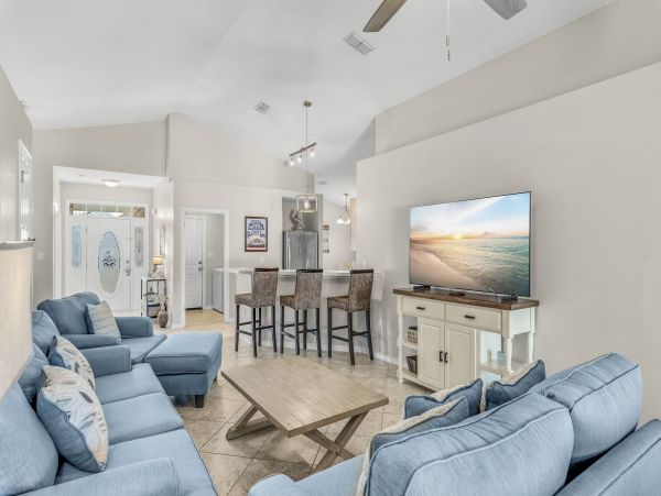 4 Bedroom Rental Home in Miramar Beach Sleeps 12 Guests