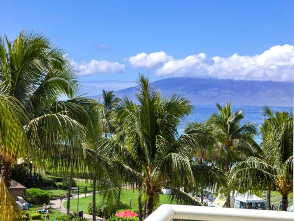 Maui Vacation Rental with Ocean View Lanai - Family-Friendly Kaanapali Villa Rental