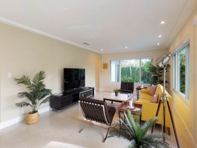 3 Bedroom Home with Private Pool on Lauderdale Beach