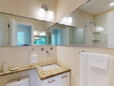 3 Bedroom Home with Private Pool on Lauderdale Beach