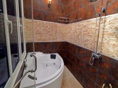 Main House & Seperate Guest House Luxury Villa