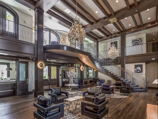 Naples Florida Downtown POSH Vacation Condo