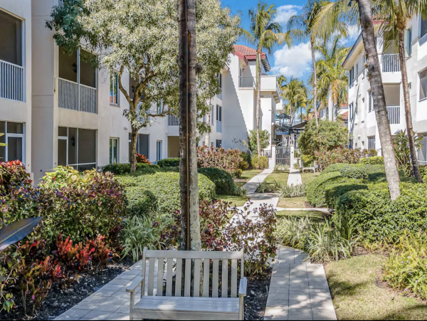Naples Florida Downtown POSH Vacation Condo