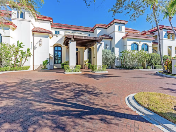 Naples Florida Downtown POSH Vacation Condo