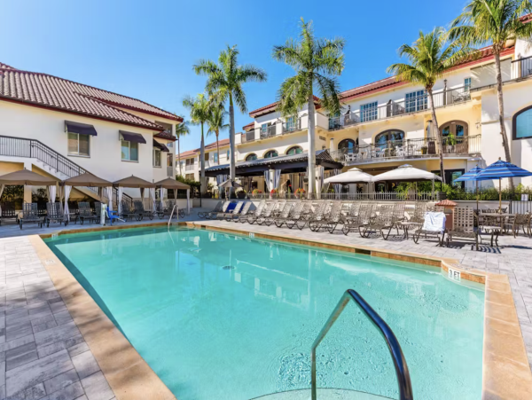 Naples Florida Downtown POSH Vacation Condo