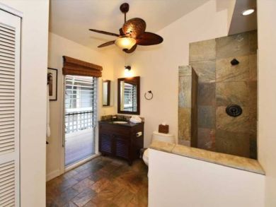 Lahaina Rental Walk to Dining and Shopping