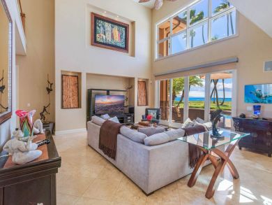 Oceanfront Maui Retreat: A Luxurious Beachfront Oasis