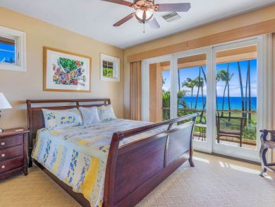 Oceanfront Maui Retreat: A Luxurious Beachfront Oasis
