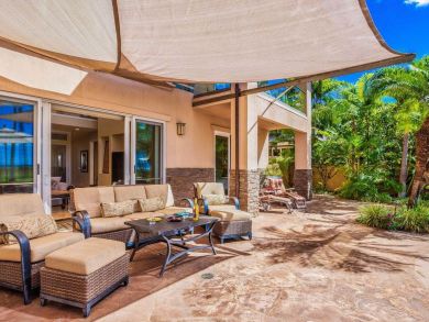 Oceanfront Maui Retreat: A Luxurious Beachfront Oasis