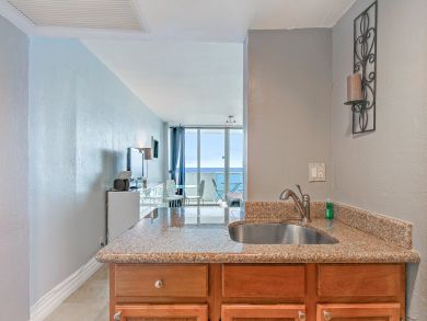 Miami Beach Condo 907823
