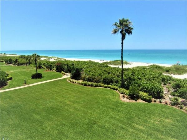 Longboat Key 2 Bedroom Condo with Full Gulf Views