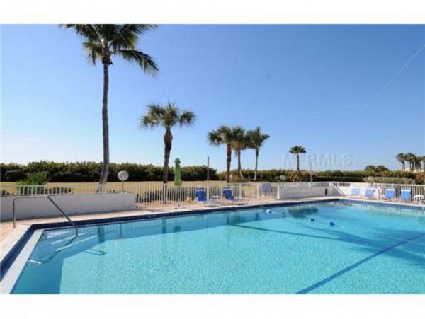 Longboat Key 2 Bedroom Condo with Full Gulf Views