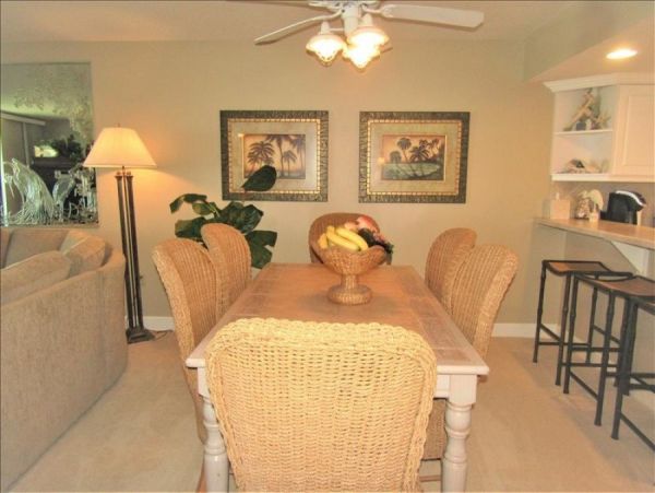 Longboat Key 2 Bedroom Condo with Full Gulf Views