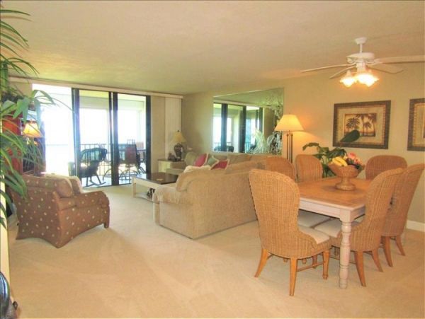 Longboat Key 2 Bedroom Condo with Full Gulf Views