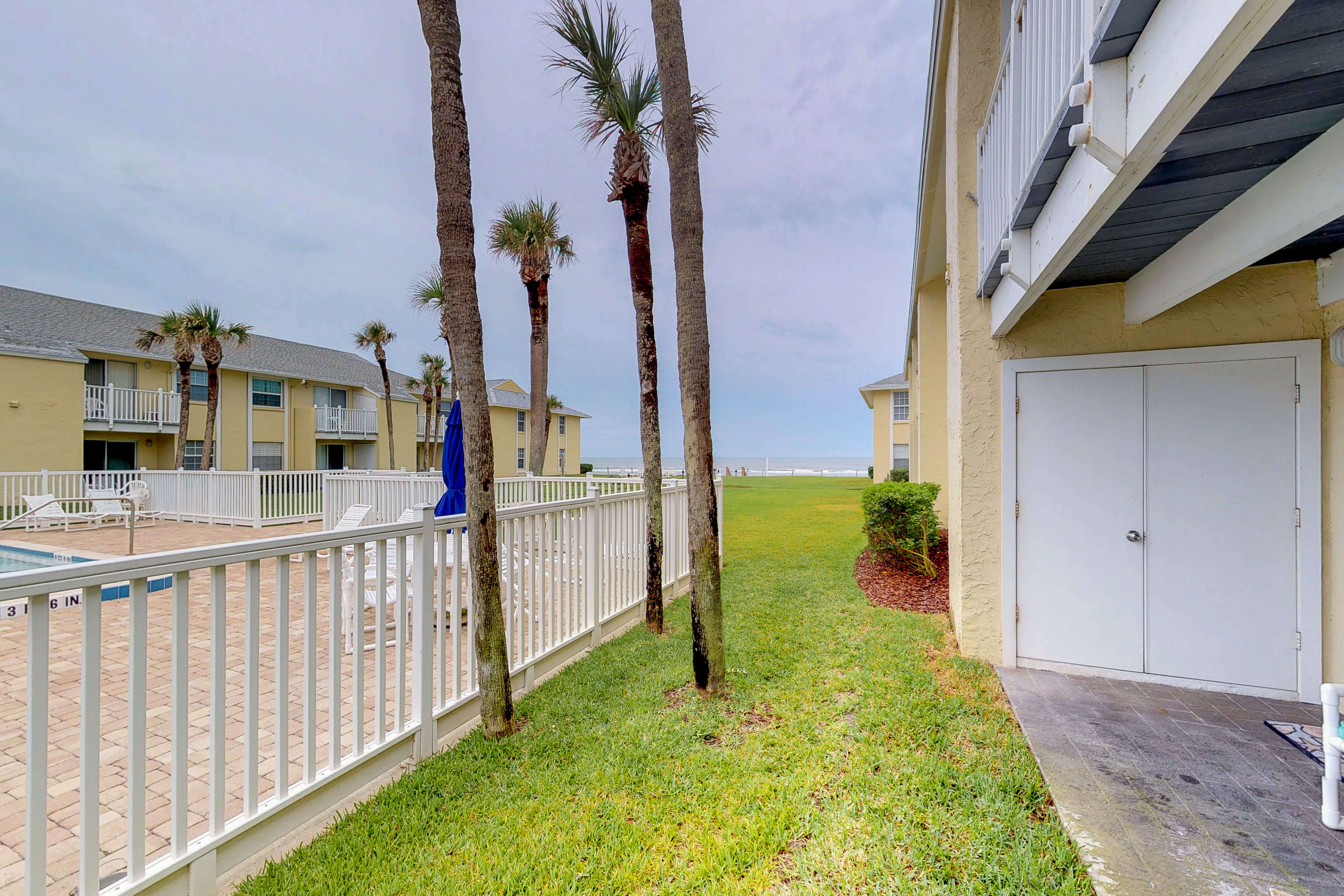 New Smyrna Beach Condo 907850
