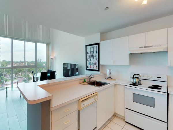 Miami Beach Oceanfront Vacation Rental with Beach Access & Pool