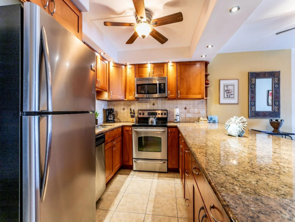 Maui Kihei 2 Bedroom Condo in Kihei Resort Beach Location