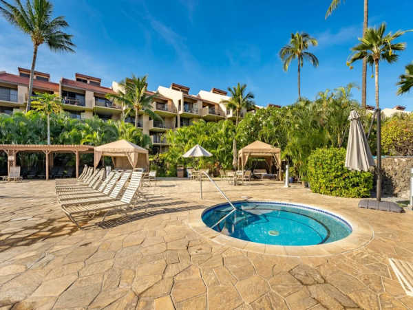 Maui Kihei 2 Bedroom Condo in Kihei Resort Beach Location