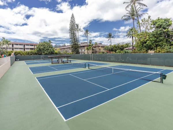 Maui Kihei 2 Bedroom Condo in Kihei Resort Beach Location