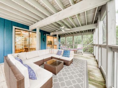 Beachfront Three Bedroom Vacation Home in Port St. Joe