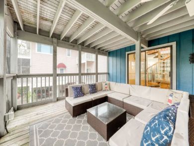 Beachfront Three Bedroom Vacation Home in Port St. Joe