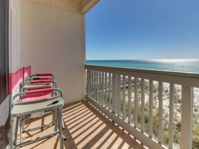 Oceanfront Condo Sleeps 6 Shared Pool & Instant Beach Access