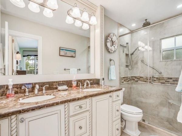 Marco Island Luxury Vacation Rental Home Three Bedrooms