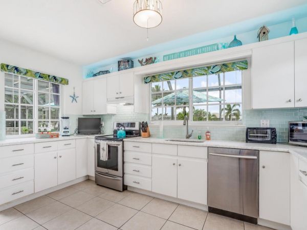 Marco Island Luxury Vacation Rental Home Three Bedrooms