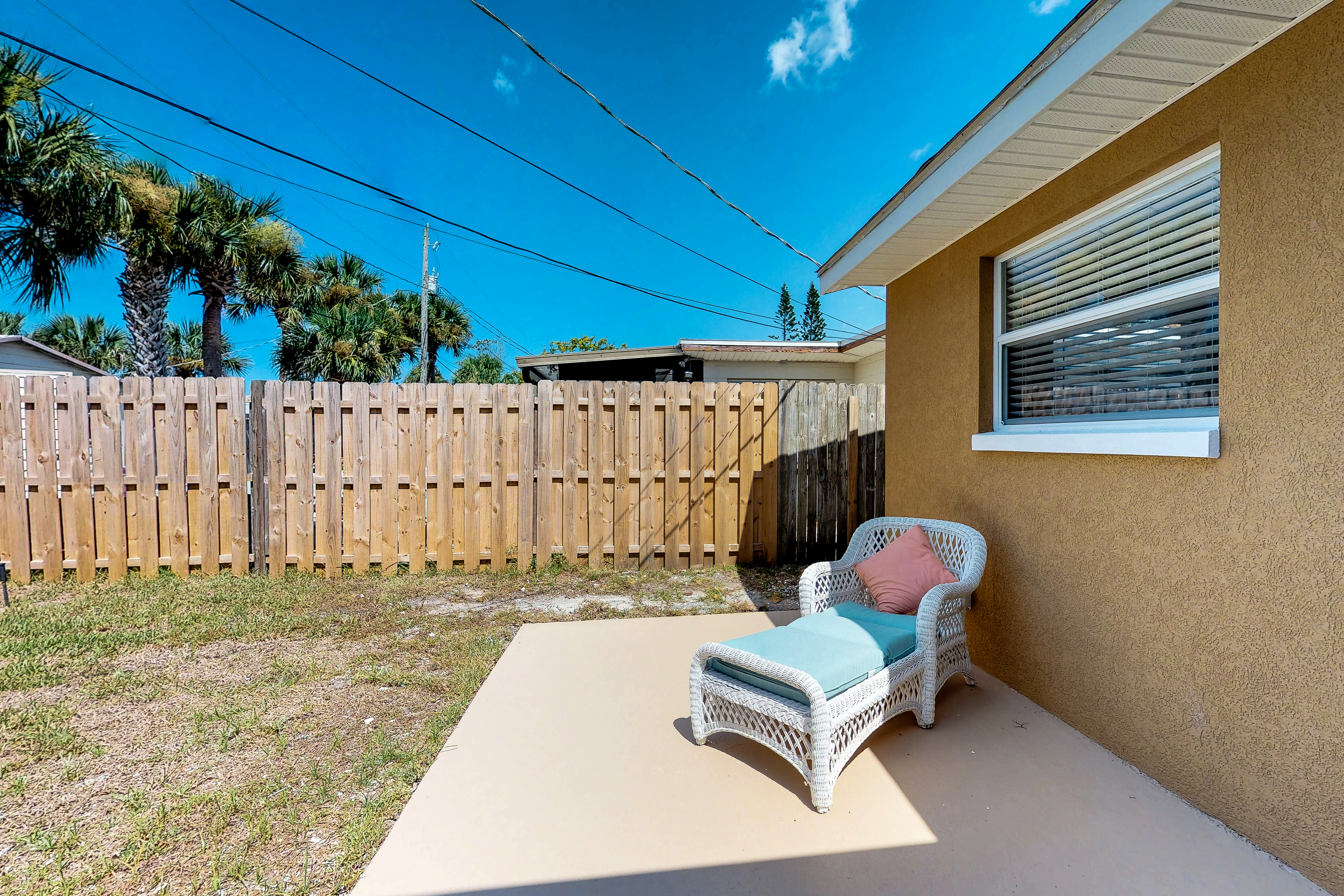 Daytona Beach Home 907914