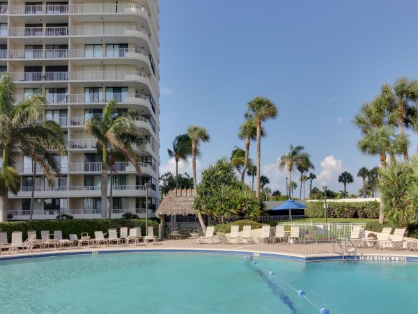 Luxury Vacation Rental on Marco Island's Waterfront