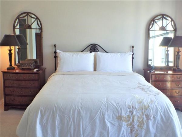 Two Bedroom Vacation Condo on Longboat Key Sleeps 6 Guests