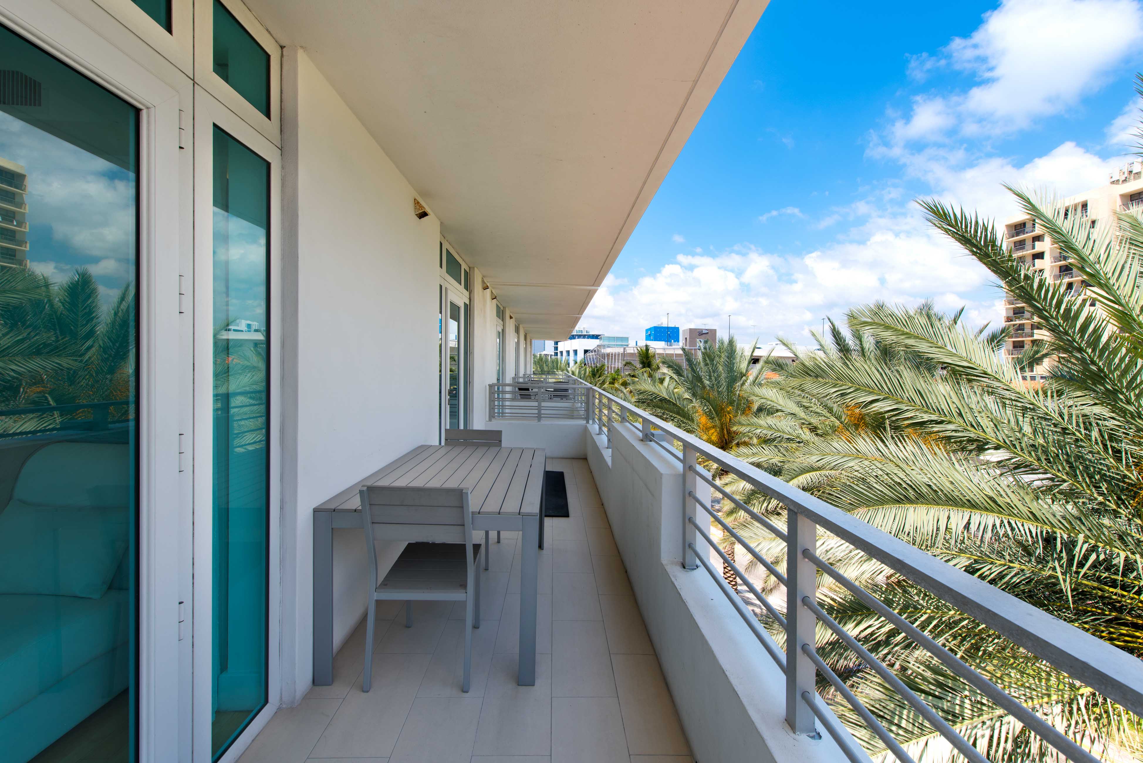 Miami Beach Condo 907963