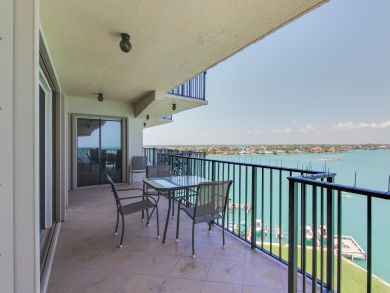 Marco Island Condo 907967