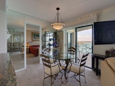 Marco Island Condo 907967