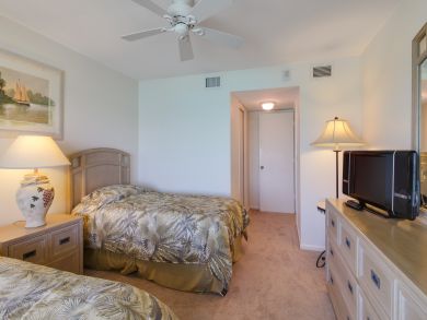 Marco Island Condo 907967