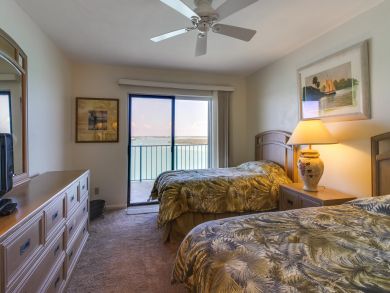 Marco Island Condo 907967