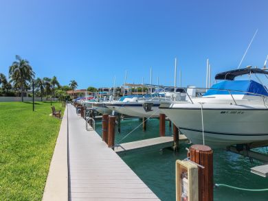 Marco Island Condo 907967