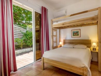 Luxury Five Bedroom Vacation Villa in Martinique Sleeps 13