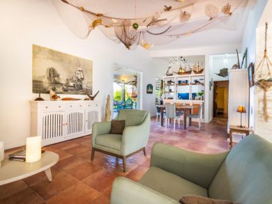 Luxury Five Bedroom Vacation Villa in Martinique Sleeps 13