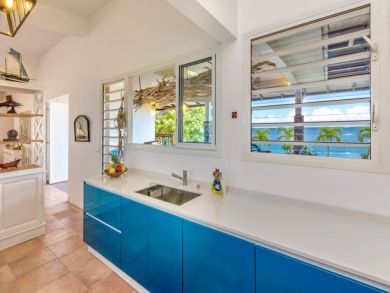 Luxury Five Bedroom Vacation Villa in Martinique Sleeps 13