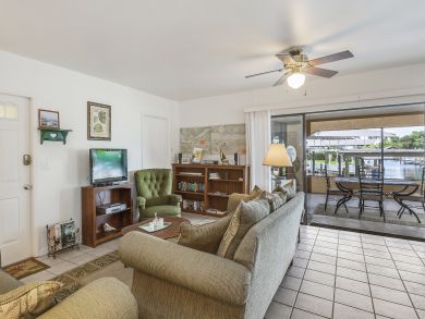 Cape Coral Condo 907977 Cape Coral Condo 907977