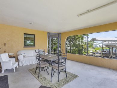 Cape Coral Condo 907977 Cape Coral Condo 907977