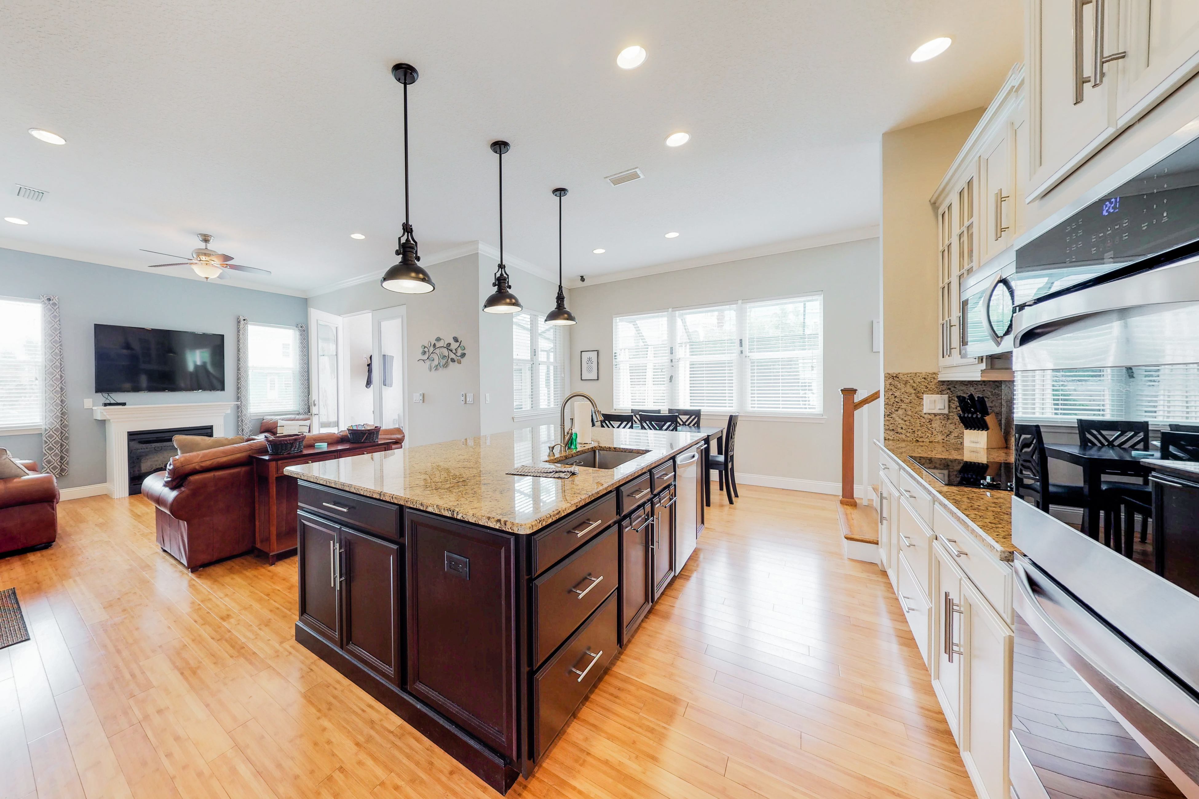 Daytona Beach Home 907988