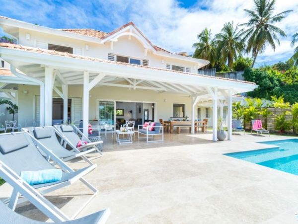 Luxurious Martinique Four Bedroom Ocean View Residence