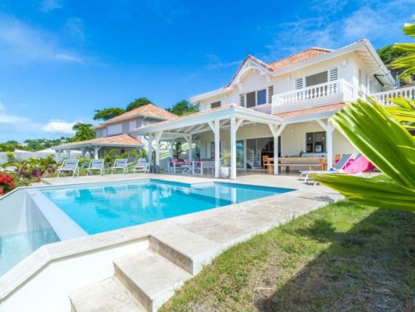 Luxurious Martinique Four Bedroom Ocean View Residence
